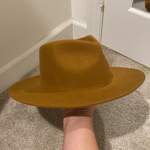 Gigi Pip “ZEPHYR” RANCHER - CINNAMON - Picture 7 of 10